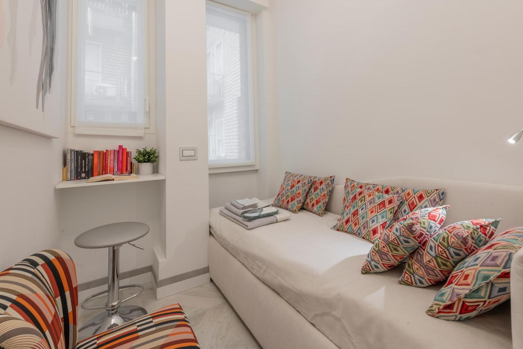 Falcone, 5 - Downtown Apartment Milano Exterior foto